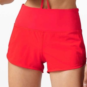 Speed up high rise 2.5 inch carnation red shorts size 8 women’s Lululemon NWT
